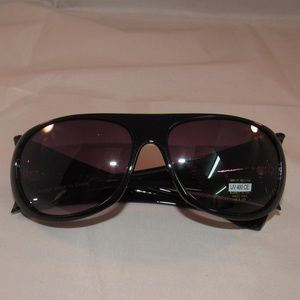 Awesome Black Frame Sunglasses Fancy Temple Arm